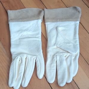 Source Unknown White and Tan Gloves